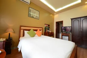Artisan Lakeview Hotel - Image 4