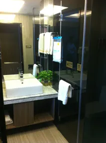 Wealth Hotel - Image 5
