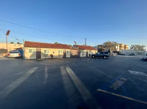 Super Inn - Image 3