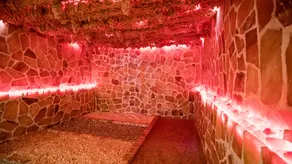 Wavyeas Hotels - Image 2