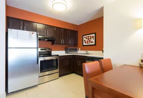 Worthington Suites - Image 2