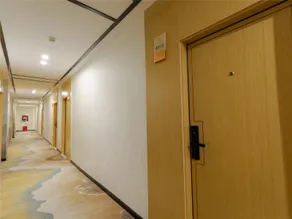 Yunqi Qingju Hotel - Image 3