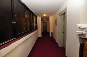 Yingdu Hotel - Image 2