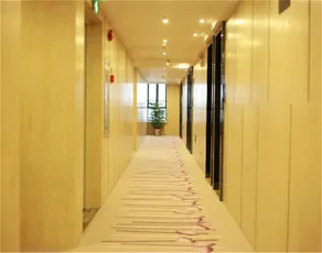 Lavande Hotels - Image 4
