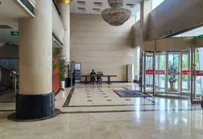 Linyi Hongda Business Hotel - Image 2