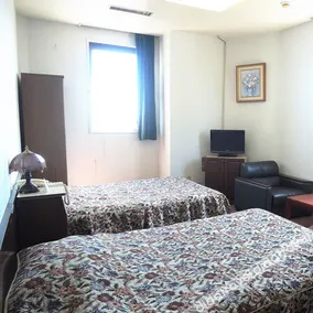 Business Hotel Nobeoka - Image 2