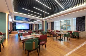 HUAYI Hotel (Shenzhen North Railway Station) - Image 2