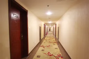 Yun Du Hotel - Image 5