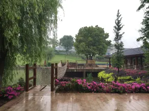 Qinglongshanzhuang Hotel - Image 2