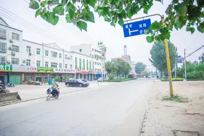 Jixian Jinbani Hotel - Image 3