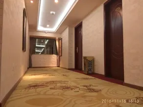 Dongxing Garden Hotel - Image 5