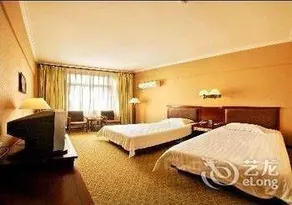 Jingling Hotel - Image 4