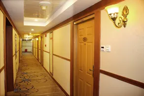 Jingda Hotel (Shenzhen Huangbeiling Subway Station) - Image 3