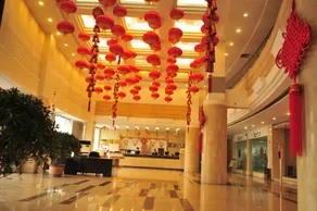 Qing Hua Hotel - Image 2