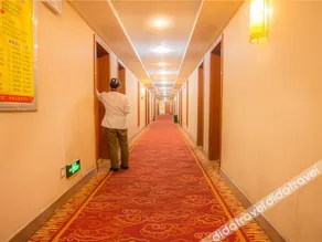 Xinmi Weiyan Hotel (Dennis Branch) - Image 4