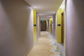 Yuejiang Collection Hotel (Yingbin Avenue) - Image 4