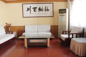 Donghai Hotel - Image 5