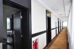 Fairyland Hotel - Mile Hot Spring Road - Image 3