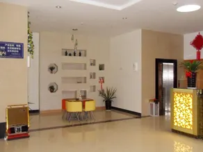 Danxia Holiday Hotel - Image 2