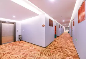 Liuzhou Yufeng District Pinyi Business Hotel (Baiyun Wholesale Market) - Image 2