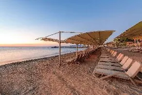 Amara Luxury Resort & Villas - Image 3