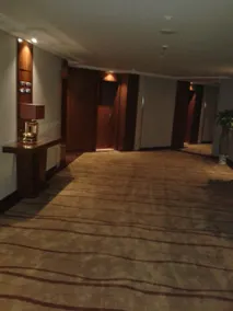 Crown Hotel Junyue - Image 5