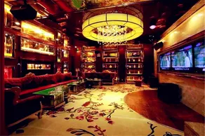 Oriental Hotel - Image 2
