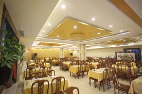 Qianna Hotel (Daming Lake Baotu Spring Branch) - Image 5