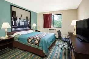 Park Inn by Radisson - Image 5