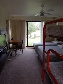 Toora Lodge Motel - Image 3