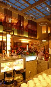 Jinling Lakeview Hotel - Image 4