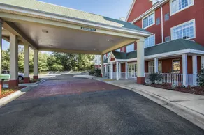 Econo Lodge Inn & Suites Marianna South - Image 3