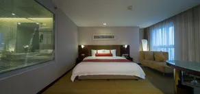Rezen Hotel Haihui Hefei - Image 3