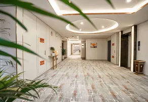 Elong Yam Hotel (Xianyang Weicheng District Government) - Image 2