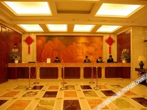 Phoenix Hotel Zhongshan Oriental (Zhongshan Dengdu Ancient Town Huayi Square) - Image 3