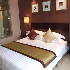 Zhejiang Runze Hotel - Image 5