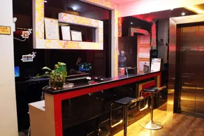 Guests City Daren Theme Hotel - Image 4