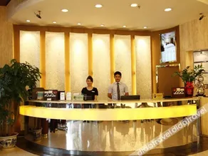 Veee Hotel - Image 4