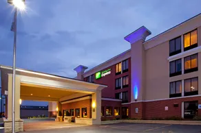 Holiday Inn Express Rochester - Greece by IHG - Image 3