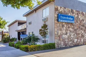 Travelodge by Wyndham Fresno Yosemite Area - Image 3
