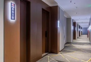 Ji Feng Hotel (Quzhou Yuexing Home Furnishings Store) - Image 2