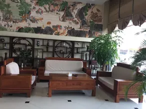 Home Inn Baiyun Hotel (Jinhu Suning Yigou Plaza Branch) - Image 4