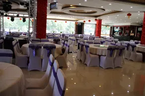 Yulong Hotel - Image 3
