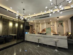 Yuman Yazhi Hotel - Image 4