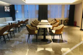 Me Young Me House Hotel (Ningxiang Wuyue Plaza) - Image 2