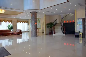Yayi Hotel - Image 2