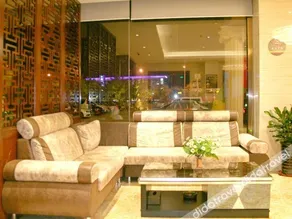 Super 8 Hotel (Beijing Fengbo Metro Station) - Image 3