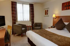 Moat House Reading Hotel - Image 5