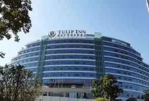 Louvre Jinxi Hotel (Guiyang Airport Shuanglong Airport Economic Zone Branch) - Image 4