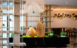 Junyue International Hotel - Image 2